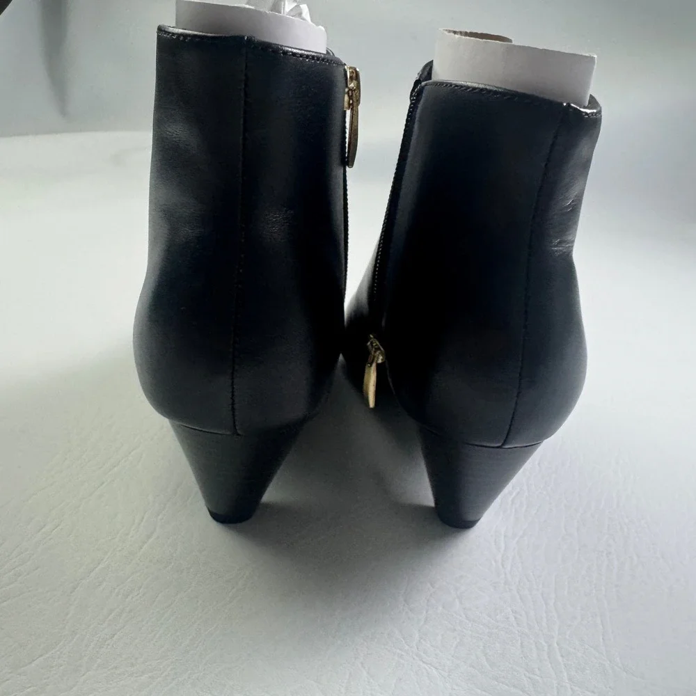 Rockport Milia V Bootie Black Leather Pointed Toe Ankle Boots CJ0834 Womens 9M